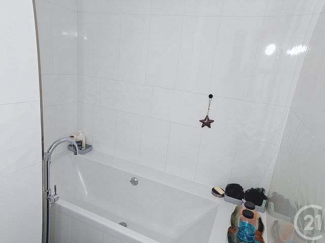 Appartement F2 à vendre - 2 pièces - 53.0 m2 - NICE - 06 - PROVENCE-ALPES-COTE-D-AZUR - Century 21 Cbs Immobilier