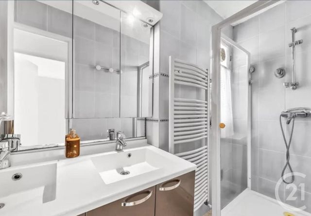 Appartement F3 à vendre - 3 pièces - 69.97 m2 - NICE - 06 - PROVENCE-ALPES-COTE-D-AZUR - Century 21 Cbs Immobilier