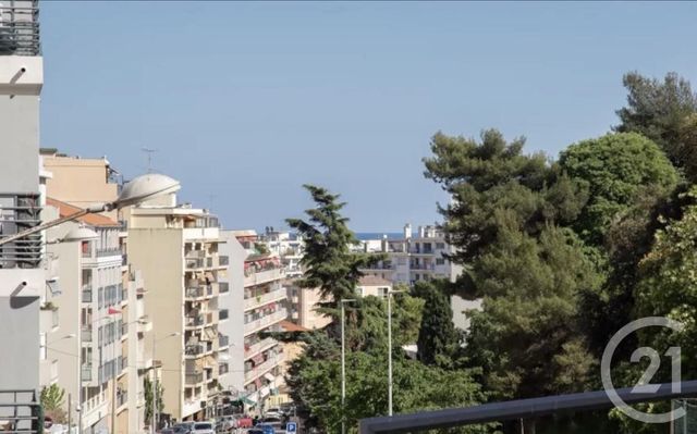 Appartement F3 à vendre - 3 pièces - 69.97 m2 - NICE - 06 - PROVENCE-ALPES-COTE-D-AZUR - Century 21 Cbs Immobilier