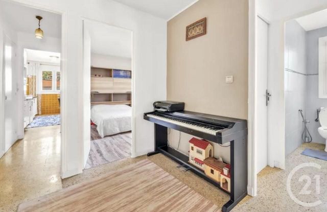 Appartement F3 à vendre - 3 pièces - 69.97 m2 - NICE - 06 - PROVENCE-ALPES-COTE-D-AZUR - Century 21 Cbs Immobilier