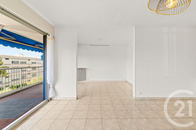 Appartement F4 à vendre - 4 pièces - 83.39 m2 - NICE - 06 - PROVENCE-ALPES-COTE-D-AZUR - Century 21 Cbs Immobilier