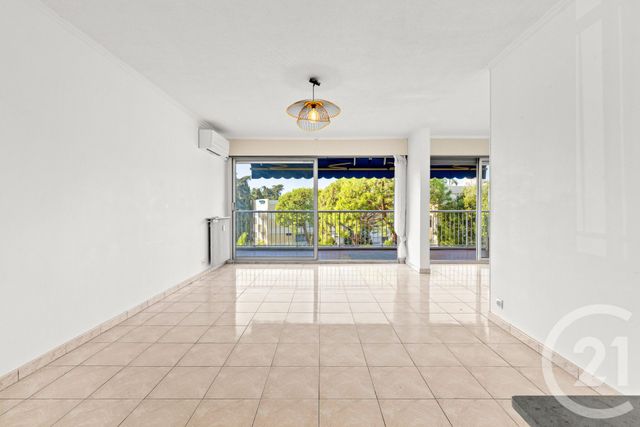 Appartement F4 à vendre - 4 pièces - 83.39 m2 - NICE - 06 - PROVENCE-ALPES-COTE-D-AZUR - Century 21 Cbs Immobilier