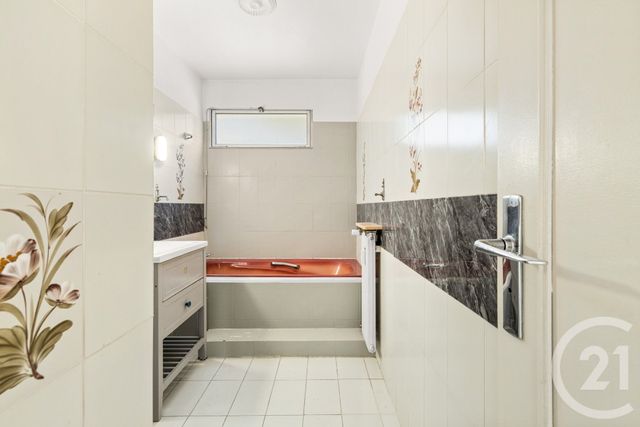 Appartement F4 à vendre - 4 pièces - 83.39 m2 - NICE - 06 - PROVENCE-ALPES-COTE-D-AZUR - Century 21 Cbs Immobilier