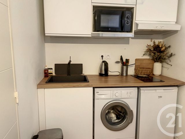 Appartement F1 à vendre - 1 pièce - 17.0 m2 - NICE - 06 - PROVENCE-ALPES-COTE-D-AZUR - Century 21 Cbs Immobilier