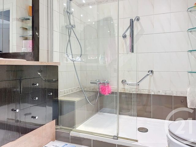 Appartement F3 à vendre - 3 pièces - 77.15 m2 - NICE - 06 - PROVENCE-ALPES-COTE-D-AZUR - Century 21 Cbs Immobilier