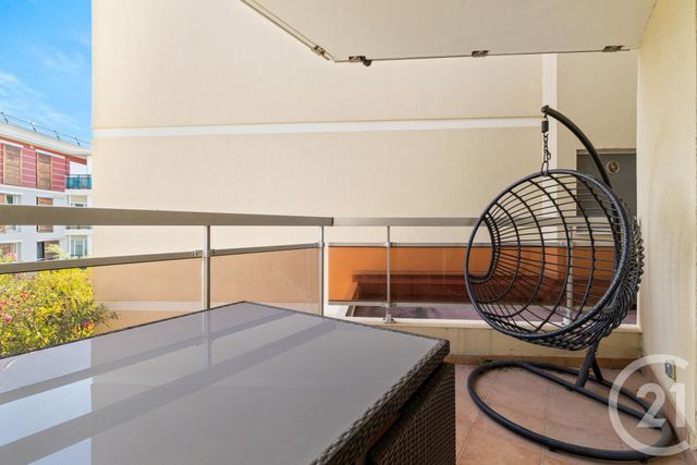 Appartement F1 à vendre - 1 pièce - 33.18 m2 - ST LAURENT DU VAR - 06 - PROVENCE-ALPES-COTE-D-AZUR - Century 21 Cbs Immobilier