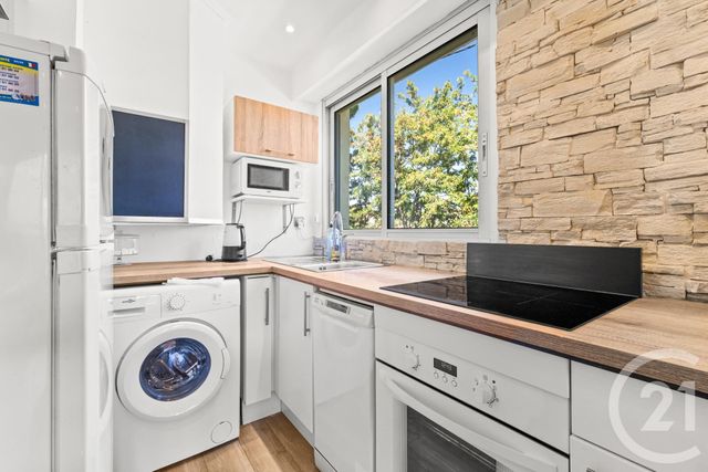 Appartement F1 à vendre - 1 pièce - 33.18 m2 - ST LAURENT DU VAR - 06 - PROVENCE-ALPES-COTE-D-AZUR - Century 21 Cbs Immobilier