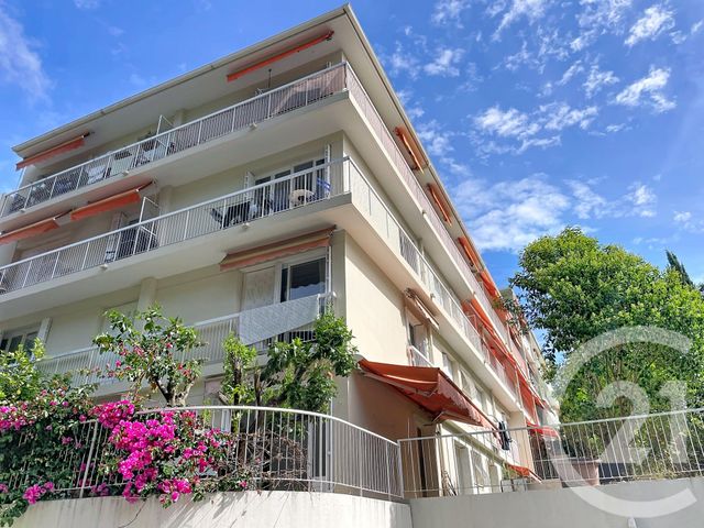 Appartement F3 à louer - 3 pièces - 58.75 m2 - NICE - 06 - PROVENCE-ALPES-COTE-D-AZUR - Century 21 Cbs Immobilier