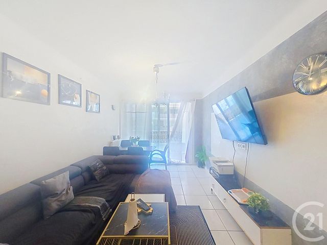Appartement F3 à vendre - 3 pièces - 57.4 m2 - NICE - 06 - PROVENCE-ALPES-COTE-D-AZUR - Century 21 Cbs Immobilier