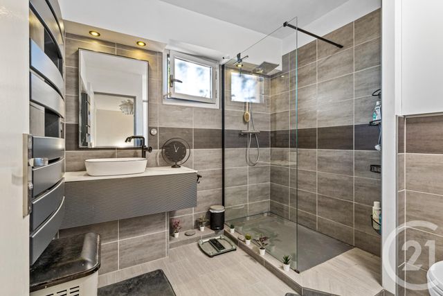 Appartement Duplex à vendre - 3 pièces - 79.22 m2 - NICE - 06 - PROVENCE-ALPES-COTE-D-AZUR - Century 21 Cbs Immobilier