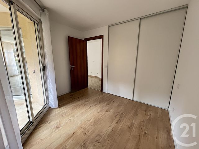 Afficher la photo en grand Appartement F4 à vendre - 4 pièces - 68.0 m2 - NICE - 06 - PROVENCE-ALPES-COTE-D-AZUR - Century 21 Cbs Immobilier