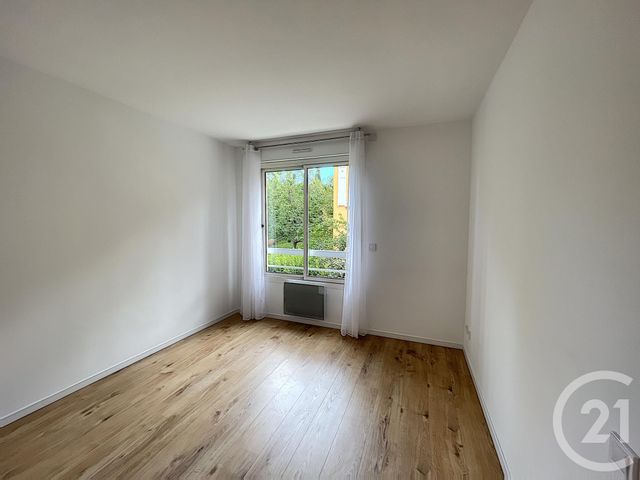 Afficher la photo en grand Appartement F4 à vendre - 4 pièces - 68.0 m2 - NICE - 06 - PROVENCE-ALPES-COTE-D-AZUR - Century 21 Cbs Immobilier